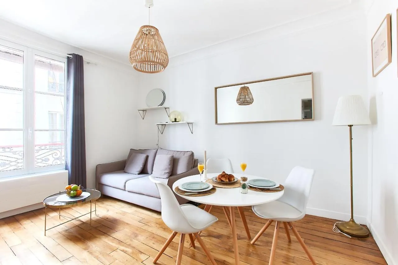 Montmartre - Abbesses City Apartment Paris