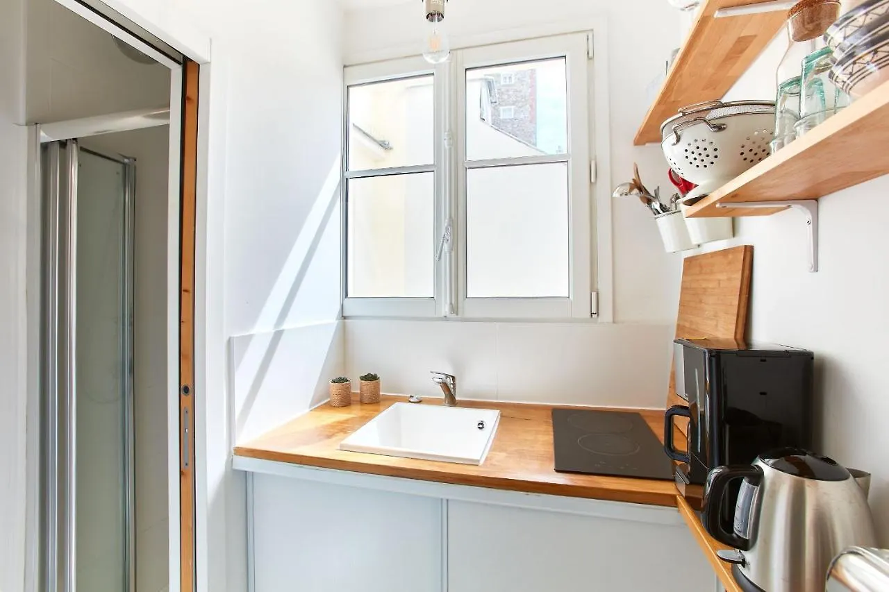 Montmartre - Abbesses City Apartment Paris